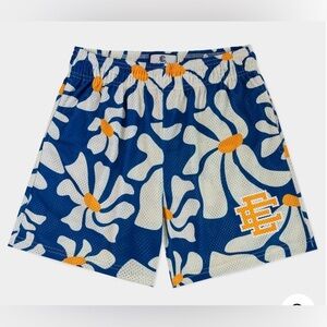 Eric Emanuel shorts size Medium